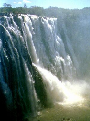 Victoria Falls/Phto: Bernard Cloutier
